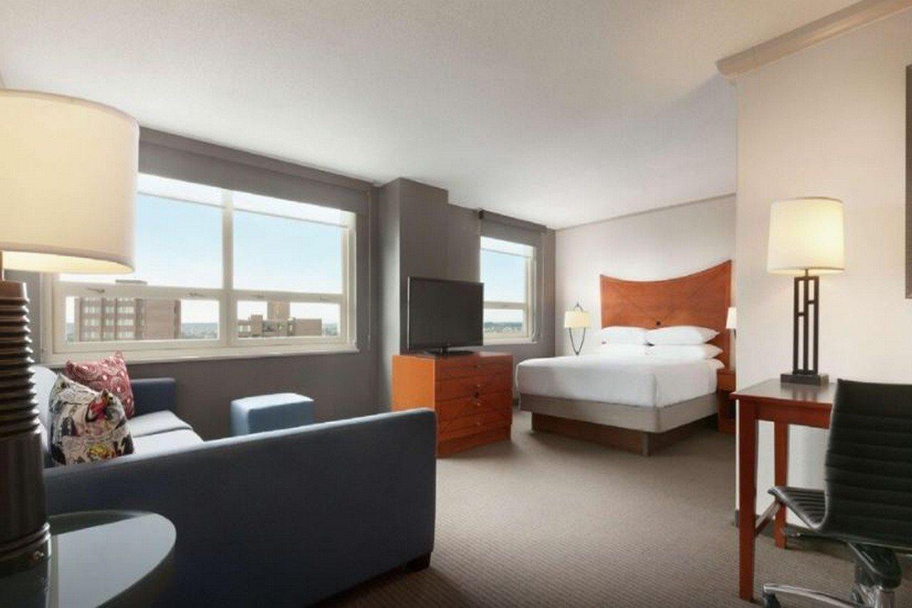 Embassy Suites Baltimore Inner Harbor Bagian luar foto