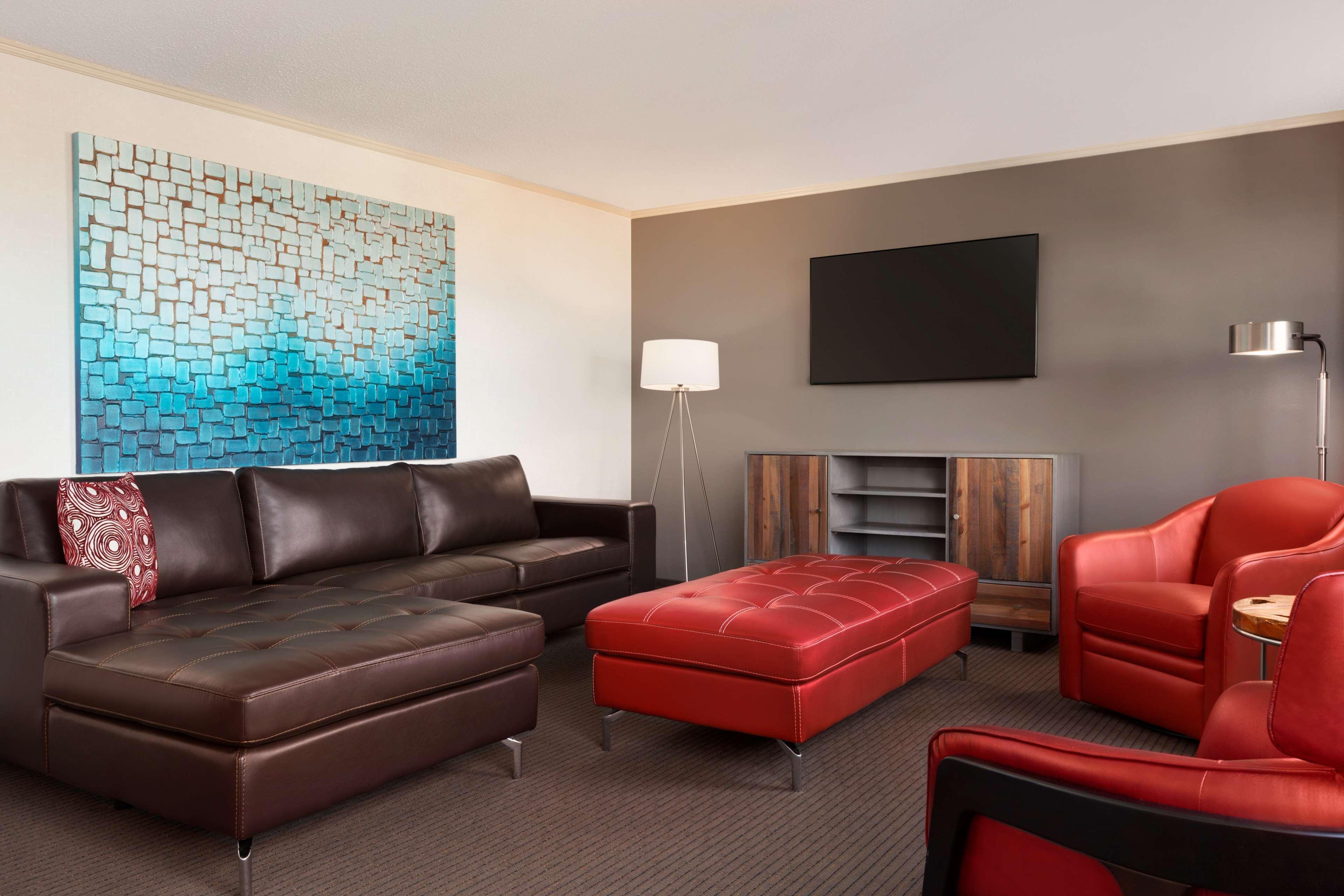 Embassy Suites Baltimore Inner Harbor Bagian luar foto